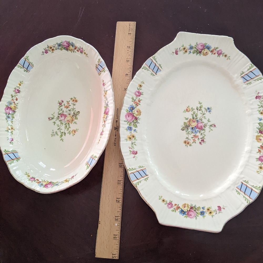 Coronet 9.5" bowl and 11.5" platter. Vintage.